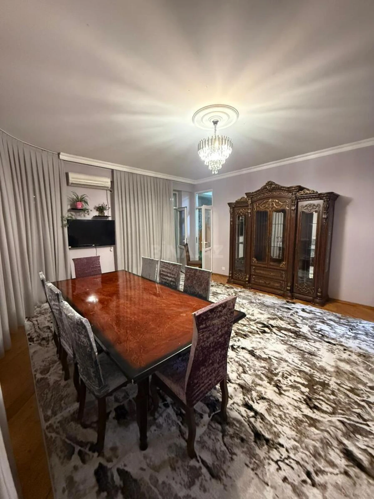 Kirayə verilir 3 otaqlı mənzil 95 m²