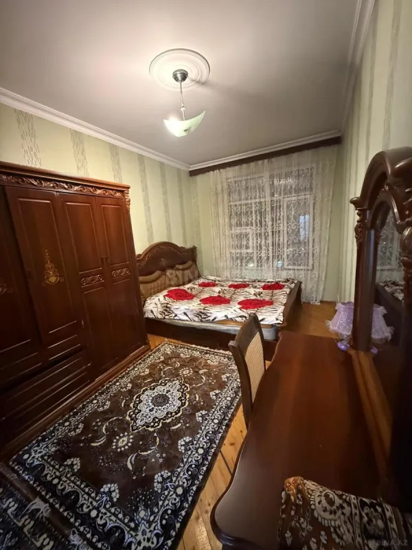 Kirayə verilir 3 otaqlı mənzil 95 m²
