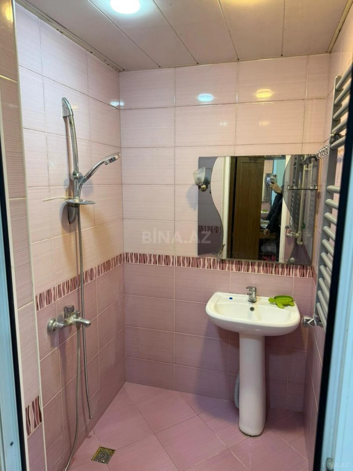 Kirayə verilir 3 otaqlı mənzil 95 m²