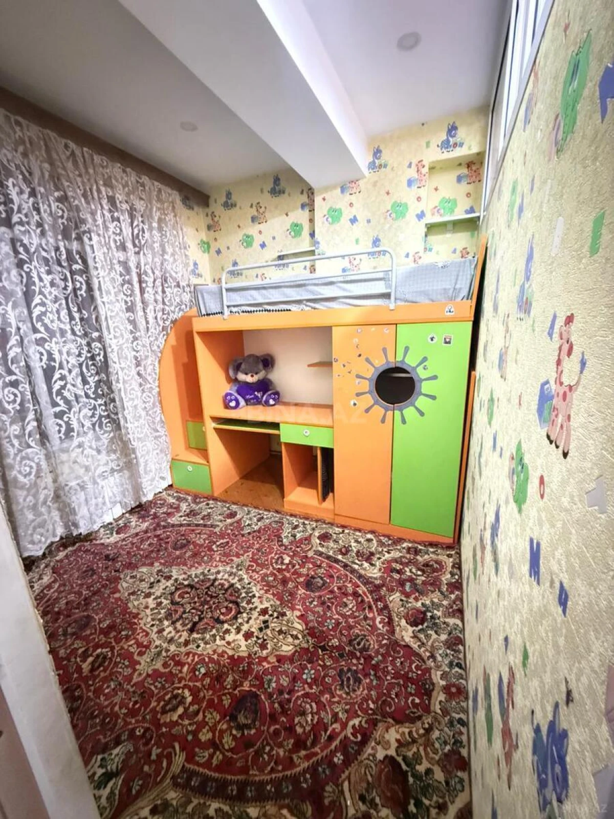 Kirayə verilir 3 otaqlı mənzil 95 m²