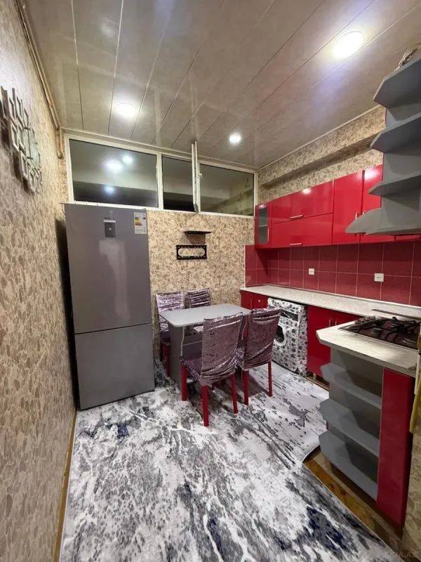 Kirayə verilir 3 otaqlı mənzil 95 m²