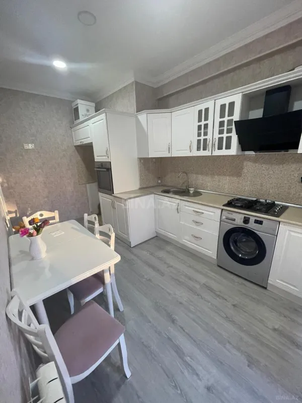 Satılır 2 otaqlı mənzil 70 m²