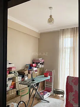 Satılır 4 otaqlı mənzil 111 m²