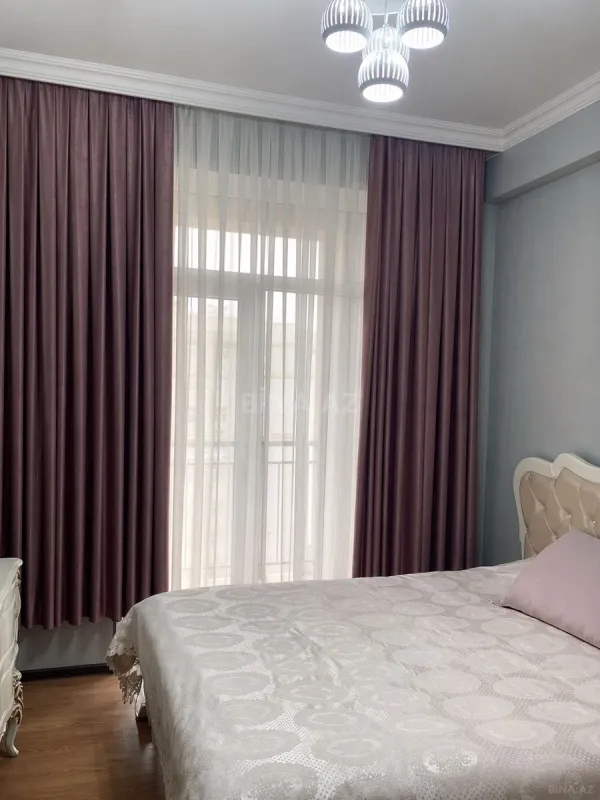 Satılır 4 otaqlı mənzil 111 m²