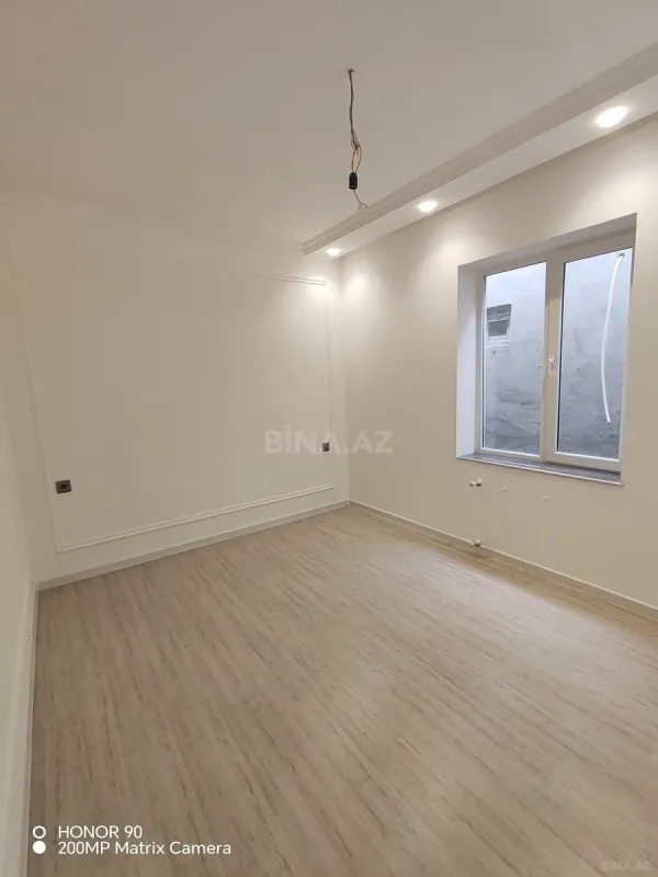 Satılır 4 otaqlı həyət evi 180 m²