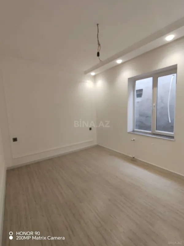 Satılır 4 otaqlı həyət evi 180 m²