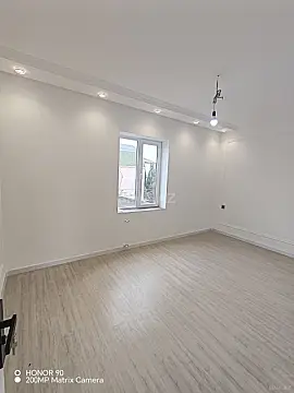 Satılır 4 otaqlı həyət evi 180 m²