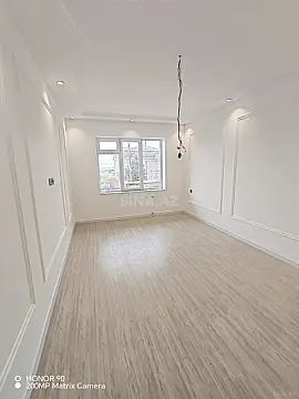 Satılır 4 otaqlı həyət evi 180 m²