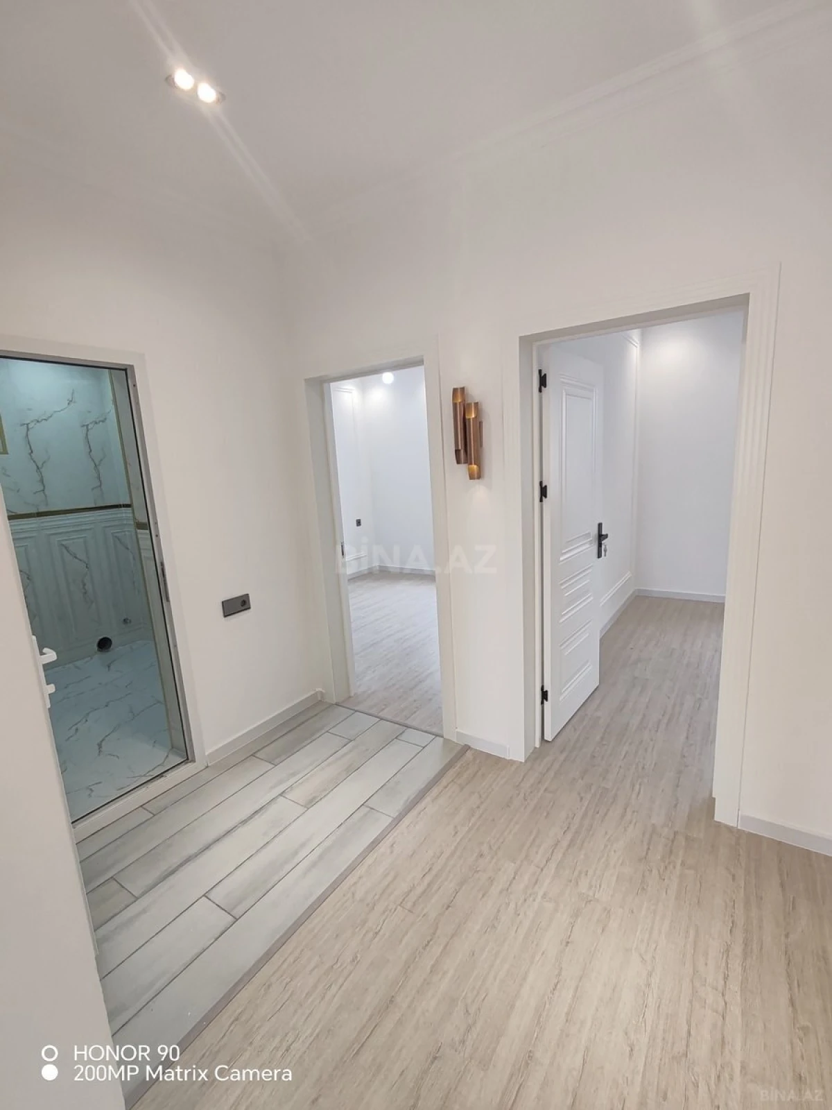Satılır 4 otaqlı həyət evi 180 m²