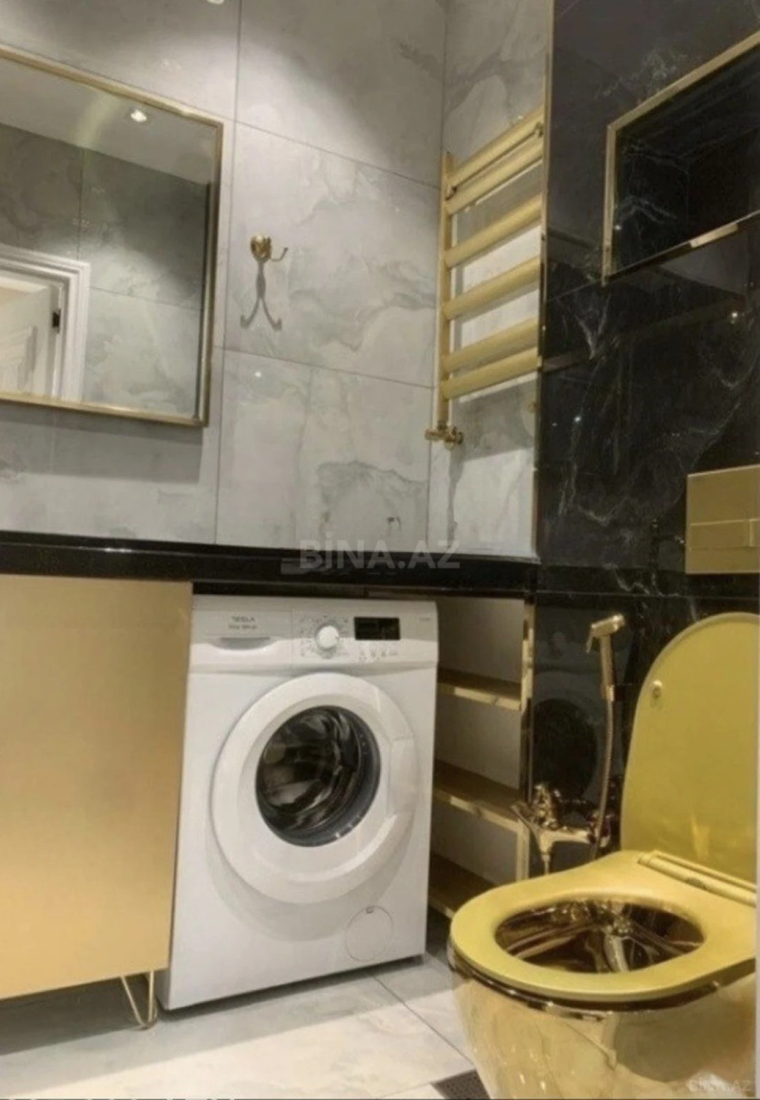Satılır 2 otaqlı mənzil 65 m²