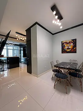 Kirayə verilir 4 otaqlı mənzil 200 m²