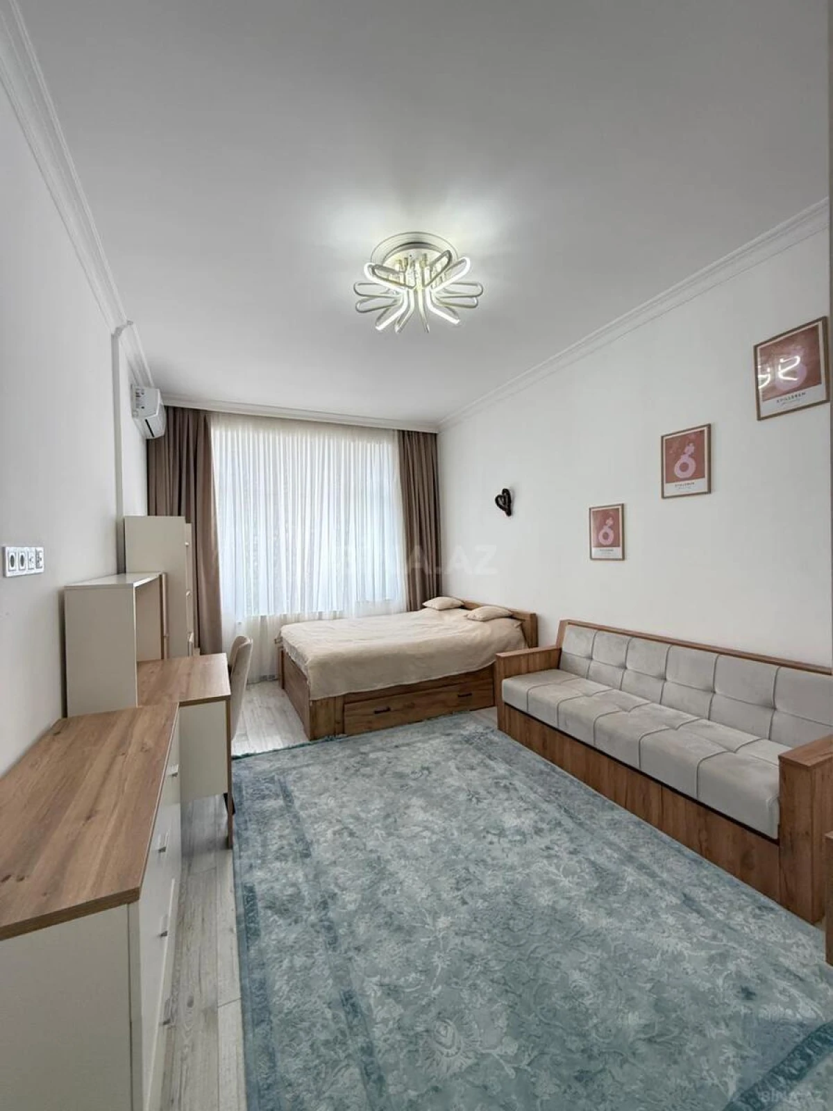 Kirayə verilir 4 otaqlı mənzil 200 m²