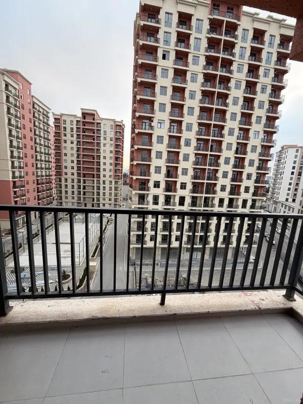 Kirayə verilir 2 otaqlı mənzil 79 m²
