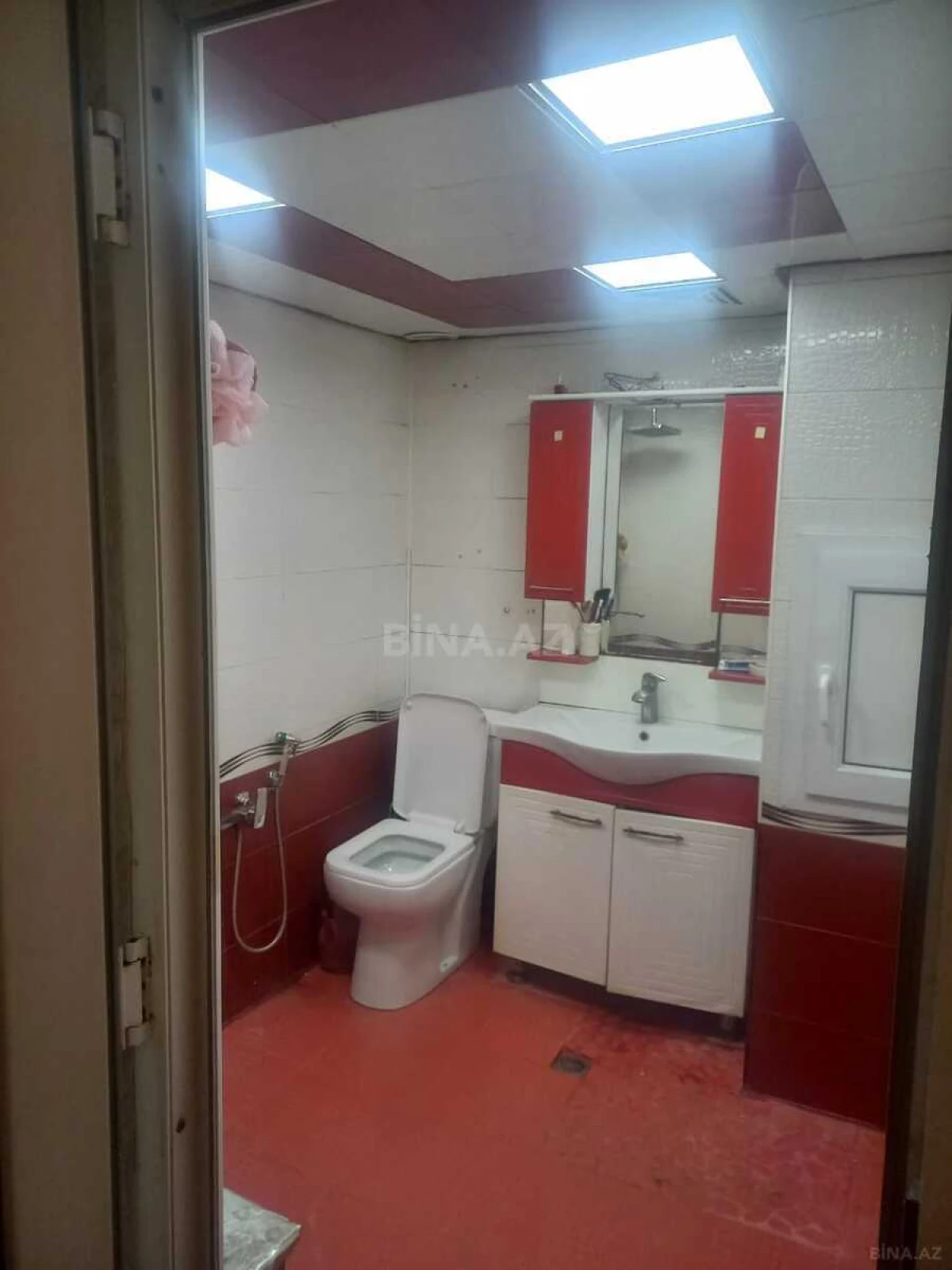 Satılır 1 otaqlı mənzil 40 m²