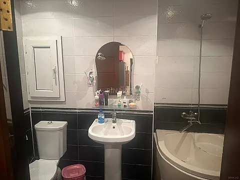 Satılır 2 otaqlı mənzil 55 m²