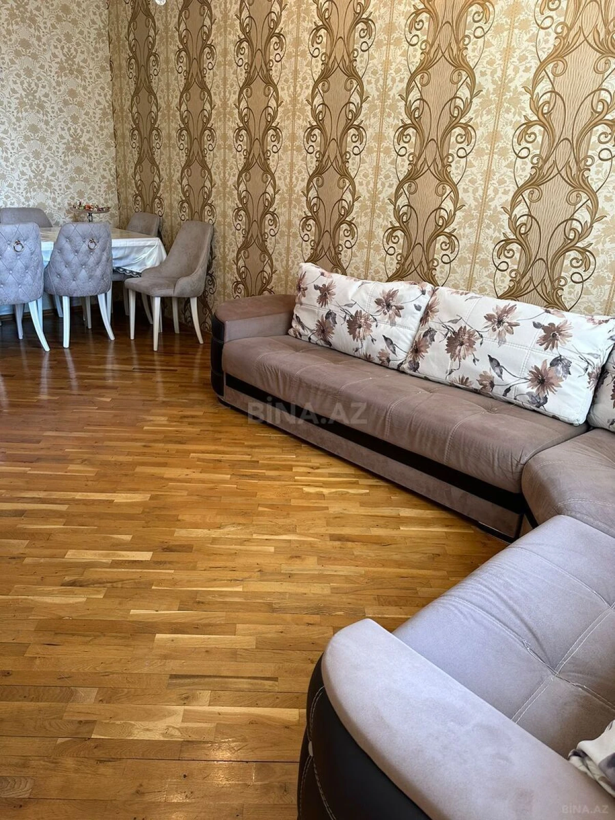 Satılır 2 otaqlı mənzil 55 m²
