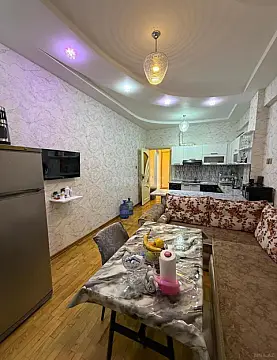 Kirayə verilir 3 otaqlı mənzil 110 m²