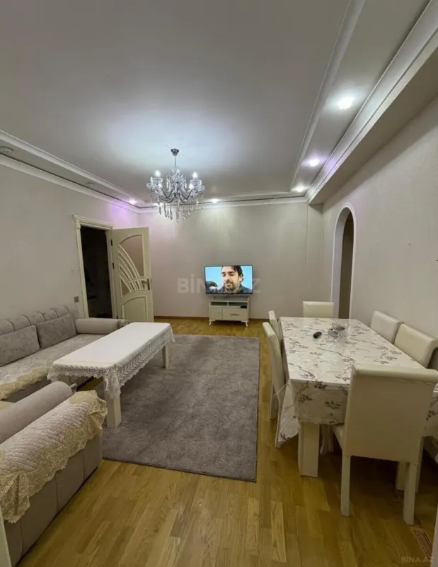 Kirayə verilir 3 otaqlı mənzil 110 m²