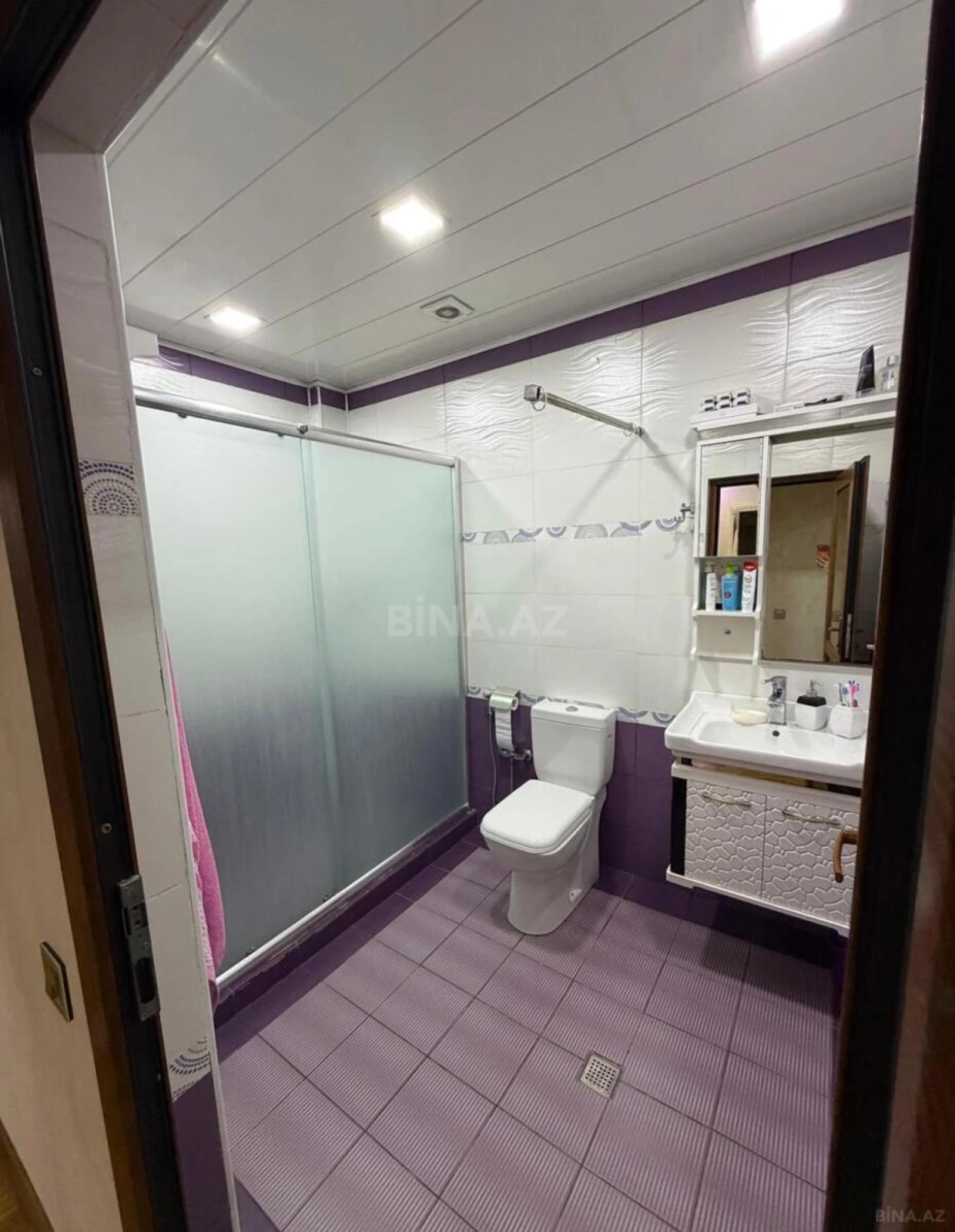Kirayə verilir 3 otaqlı mənzil 110 m²