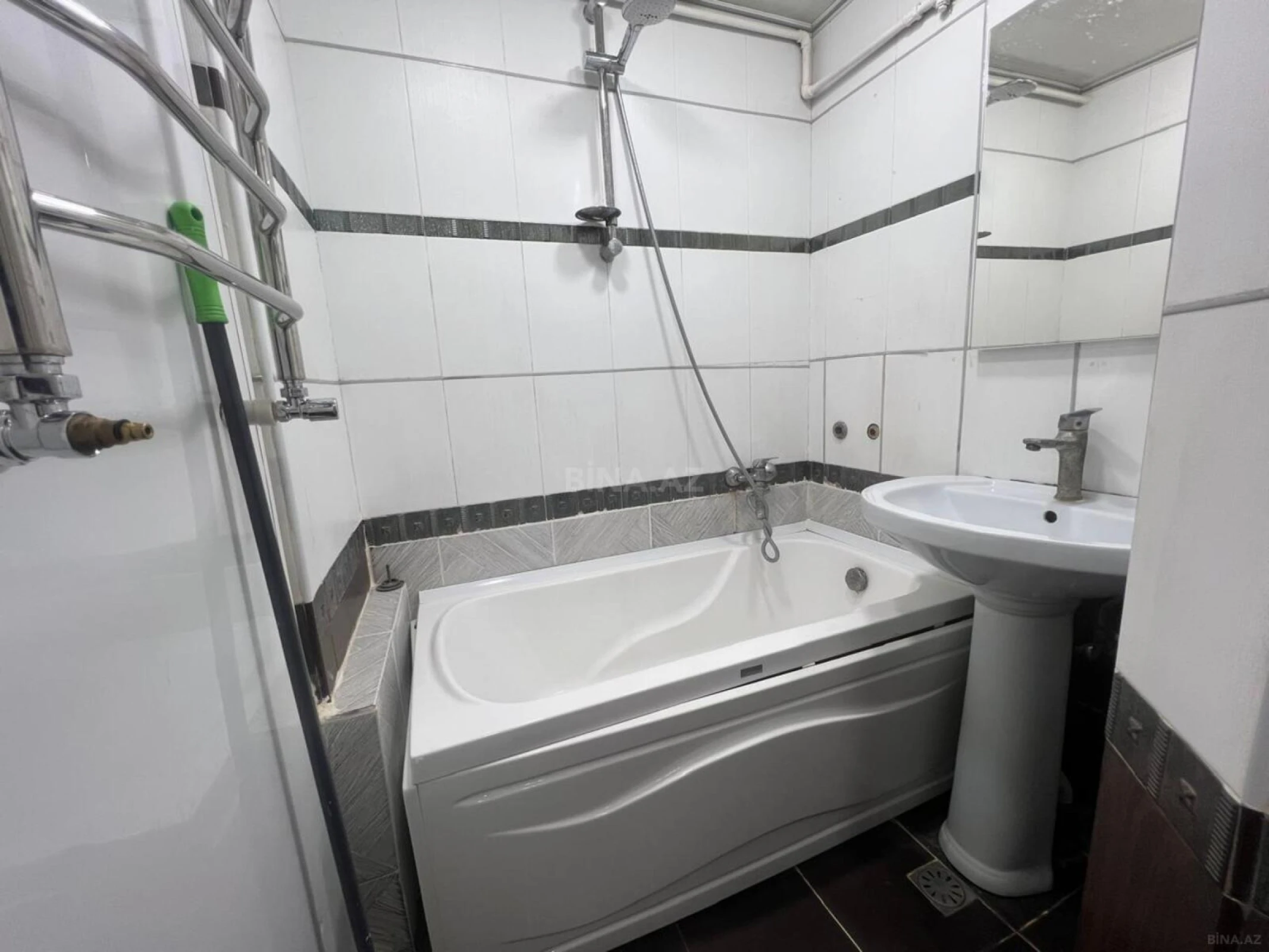 Kirayə verilir 3 otaqlı mənzil 90 m²
