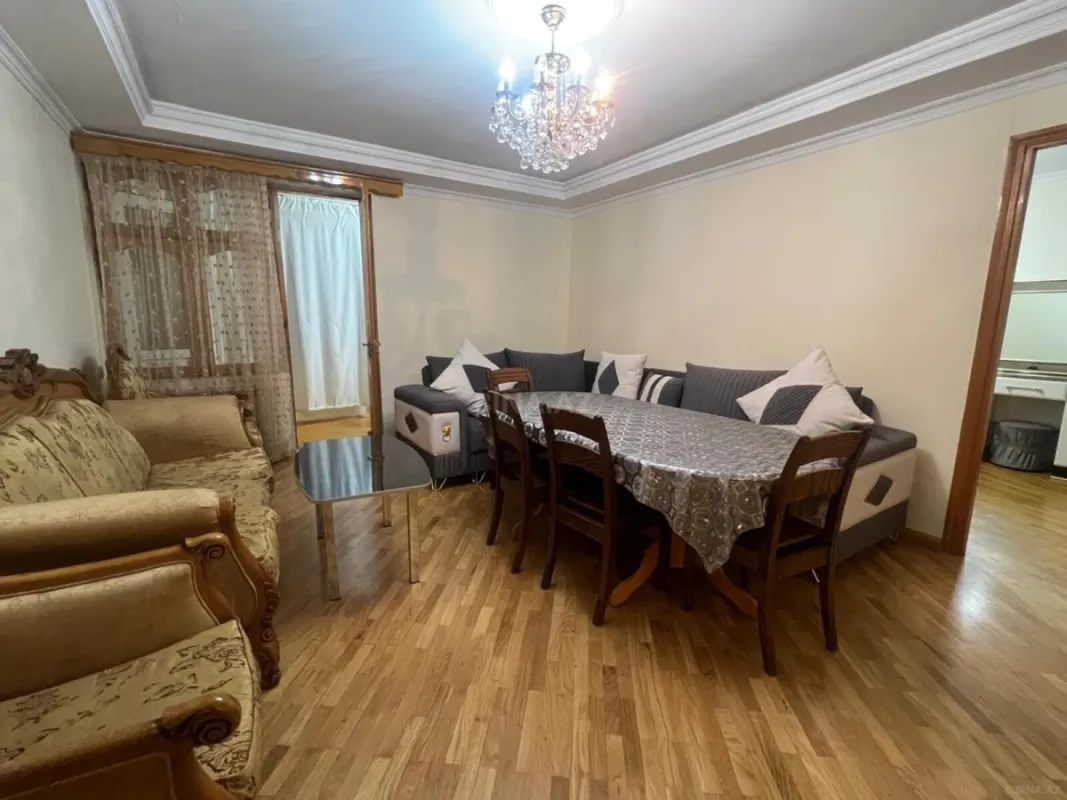 Kirayə verilir 3 otaqlı mənzil 90 m²