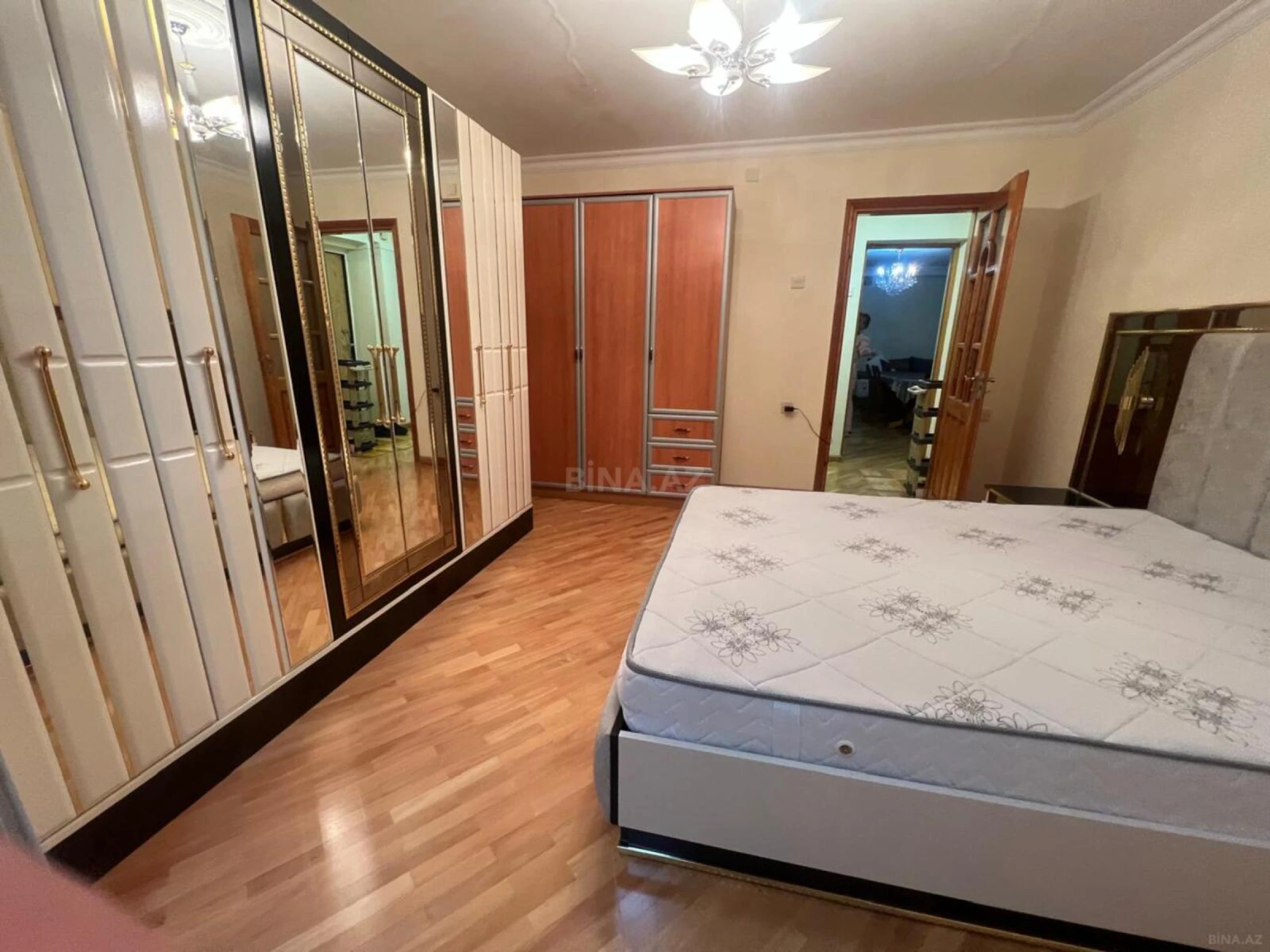 Kirayə verilir 3 otaqlı mənzil 90 m²