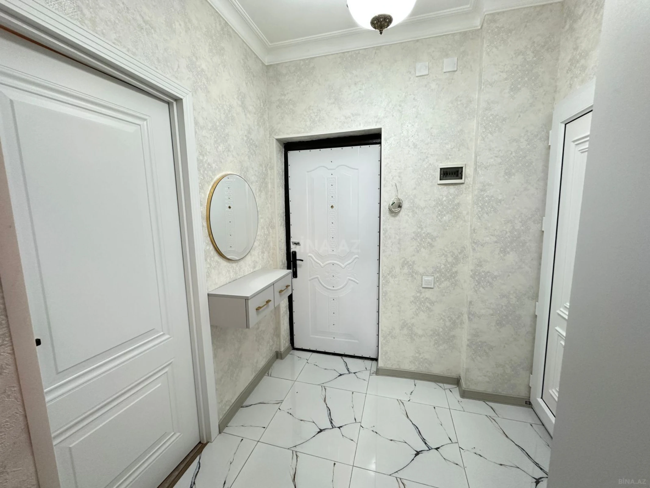 Satılır 2 otaqlı mənzil 65 m²