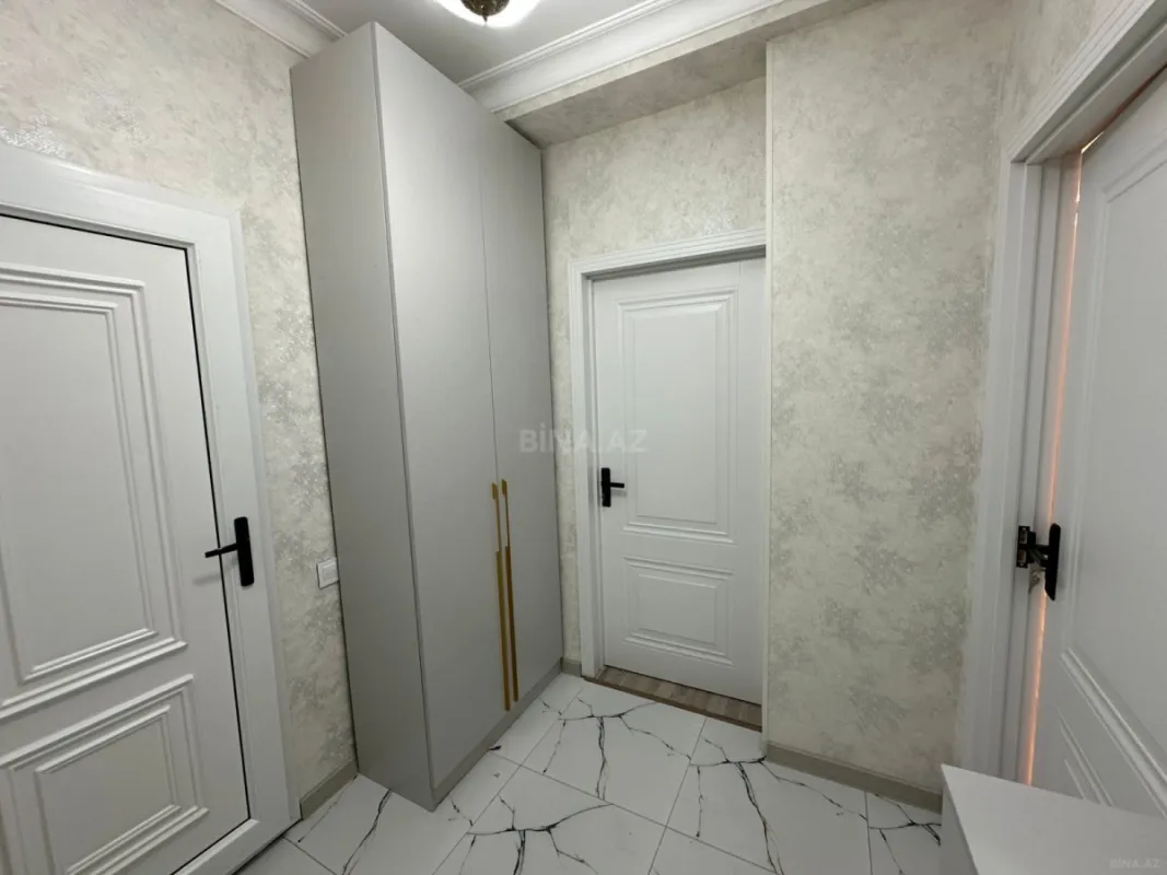 Satılır 2 otaqlı mənzil 65 m²