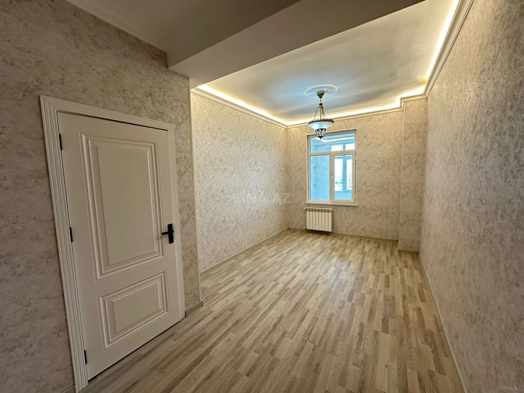 Satılır 2 otaqlı mənzil 65 m²