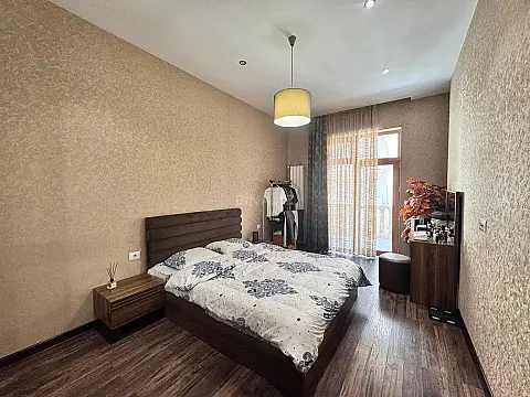 Satılır 2 otaqlı mənzil 58 m²