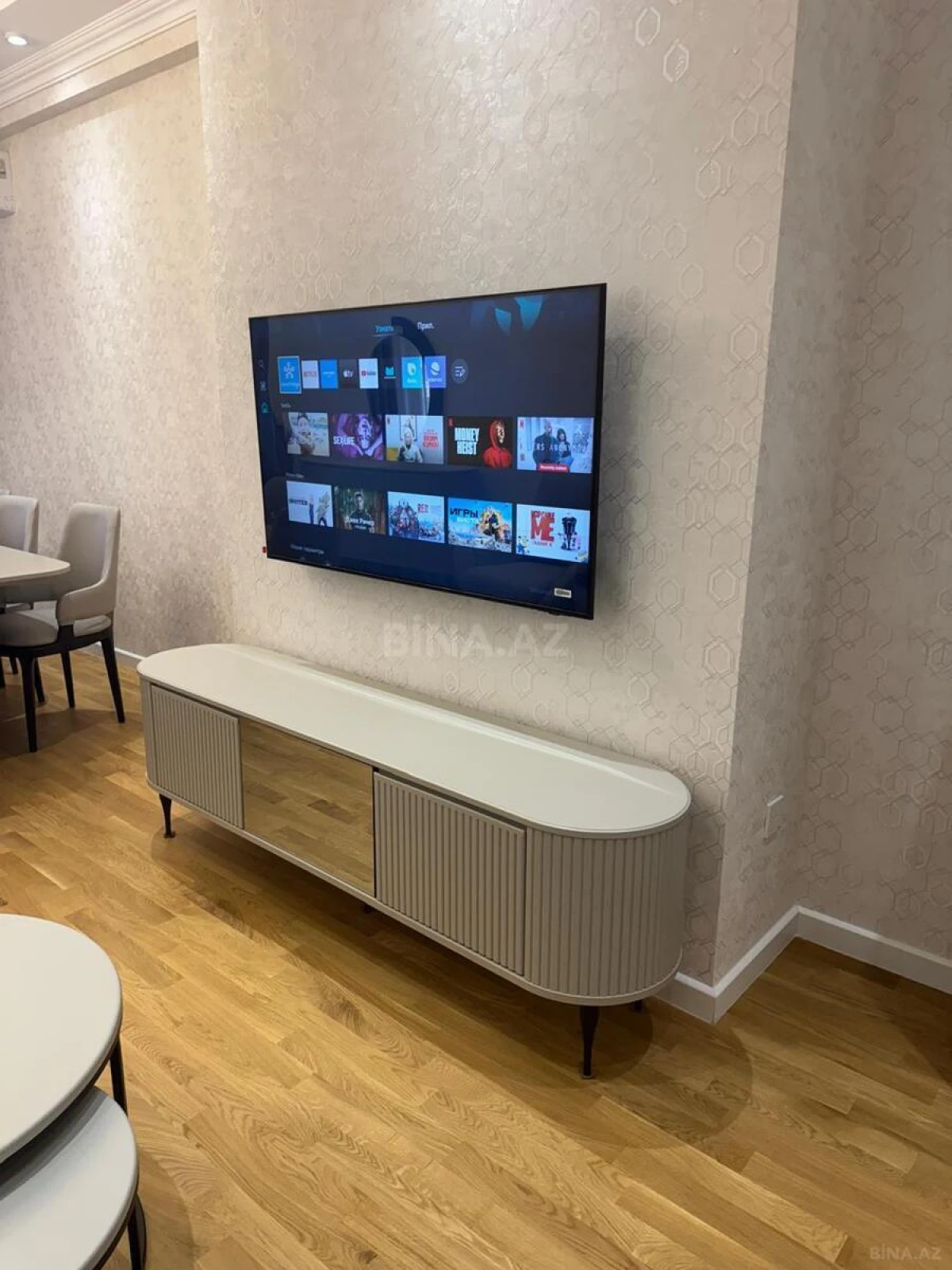 Kirayə verilir 3 otaqlı mənzil 130 m²