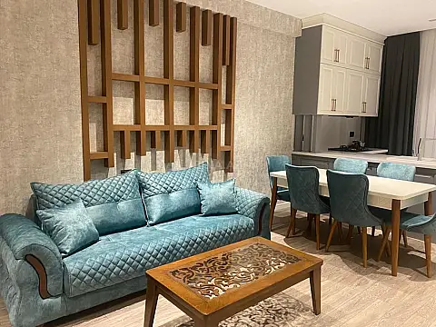 Kirayə verilir 2 otaqlı mənzil 75 m²