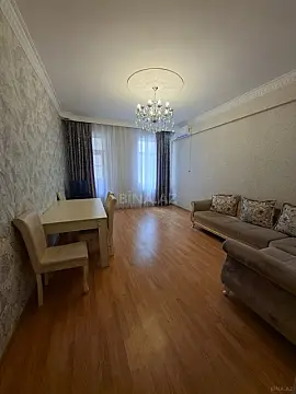 Satılır 2 otaqlı mənzil 70 m² — Bakı, Həzi Aslanov qəs. 2 otaq 70.00 m²