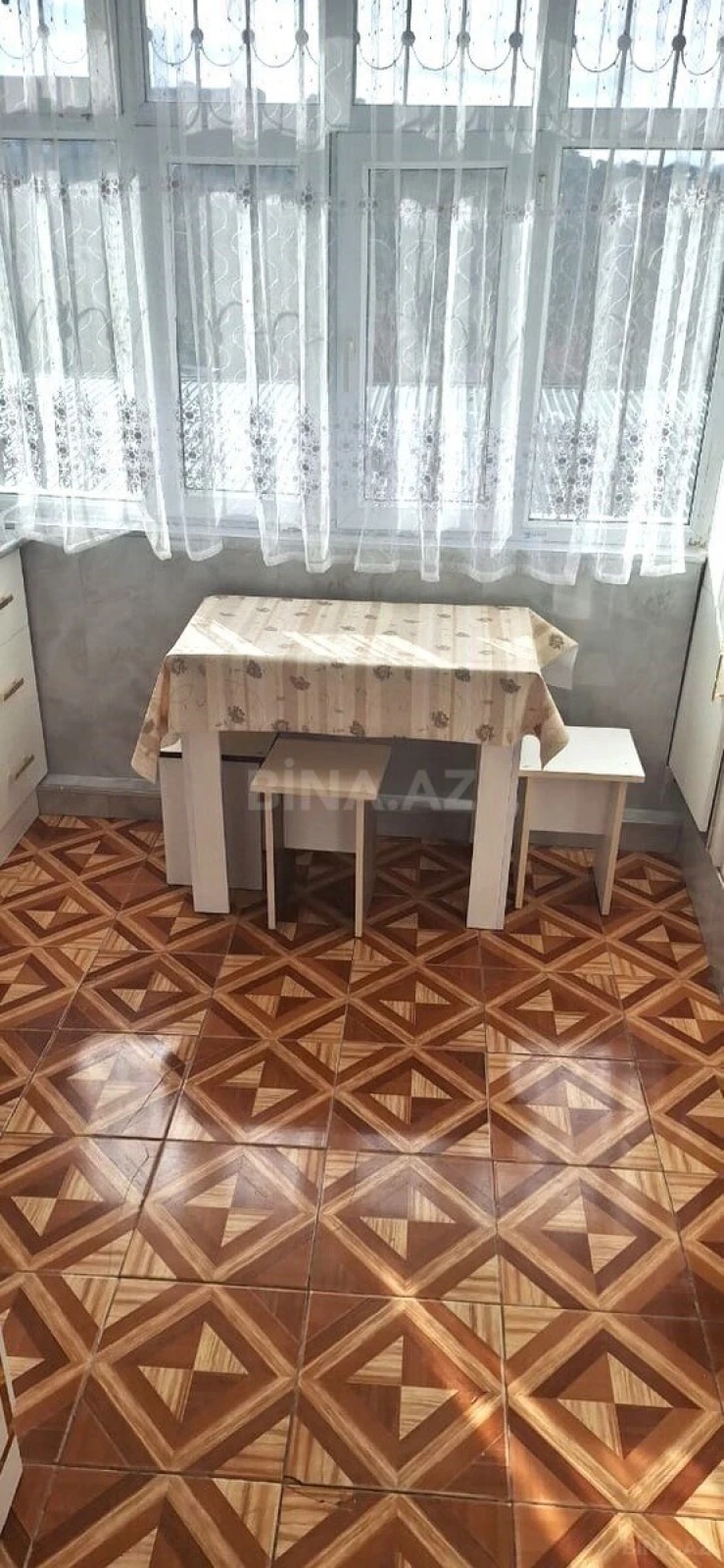 Kirayə verilir 3 otaqlı mənzil 65 m²