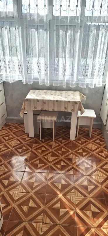 Kirayə verilir 3 otaqlı mənzil 65 m²