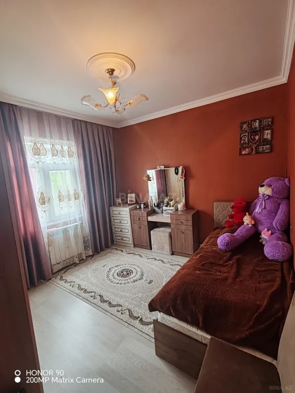 Satılır 6 otaqlı həyət evi 160 m²