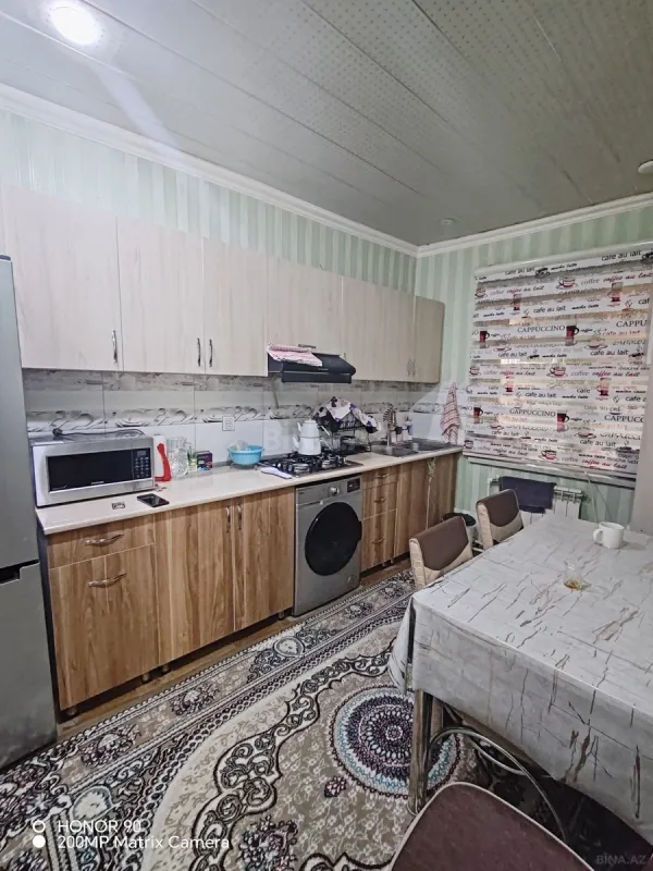 Satılır 6 otaqlı həyət evi 160 m²