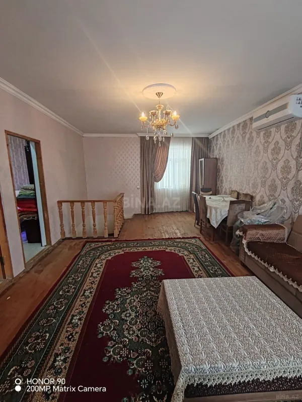 Satılır 6 otaqlı həyət evi 160 m²