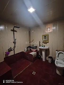 Satılır 6 otaqlı həyət evi 160 m²