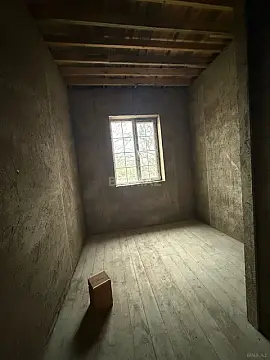 Satılır 3 otaqlı həyət evi 80 m²