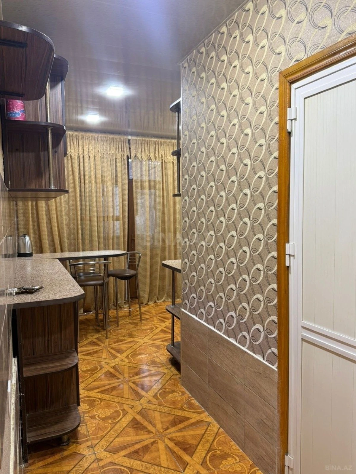 Satılır 2 otaqlı mənzil 55 m²