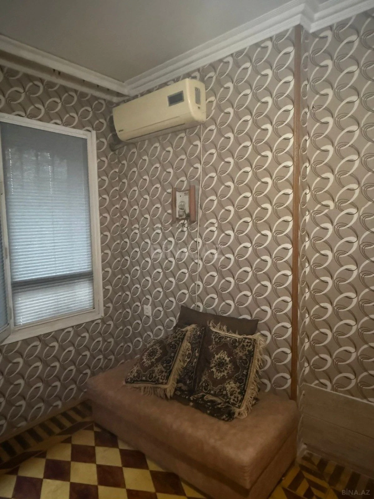 Satılır 2 otaqlı mənzil 55 m²