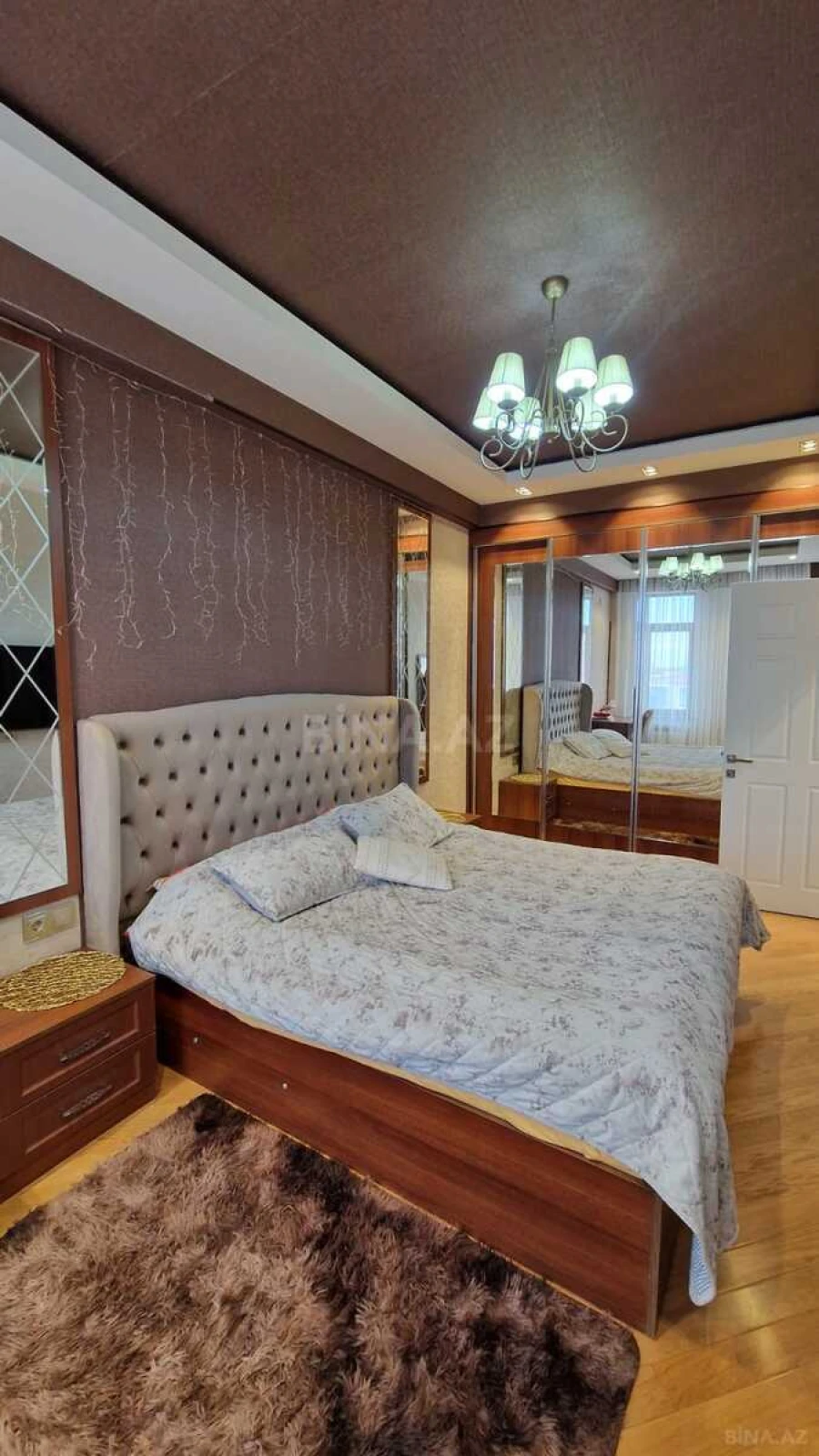 Satılır 2 otaqlı mənzil 63 m²