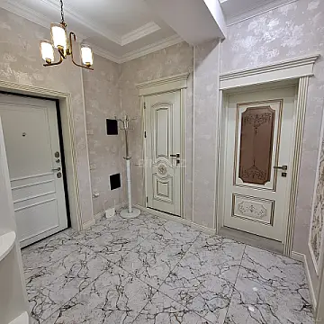 Kirayə verilir 3 otaqlı mənzil 93 m²