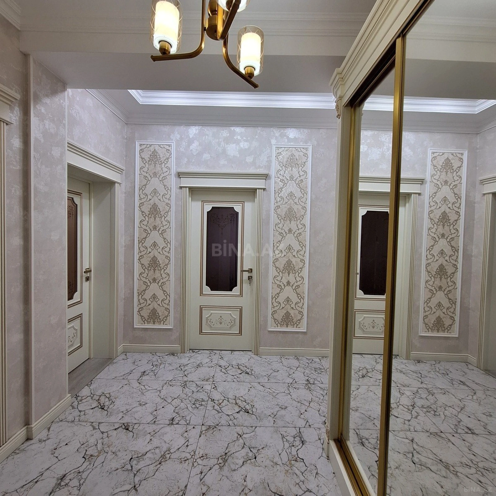 Kirayə verilir 3 otaqlı mənzil 93 m²