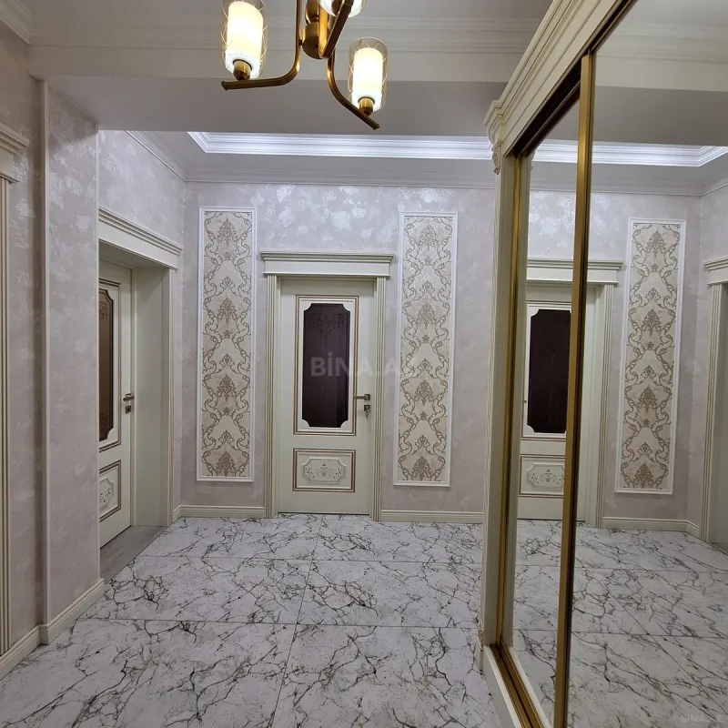 Kirayə verilir 3 otaqlı mənzil 93 m²