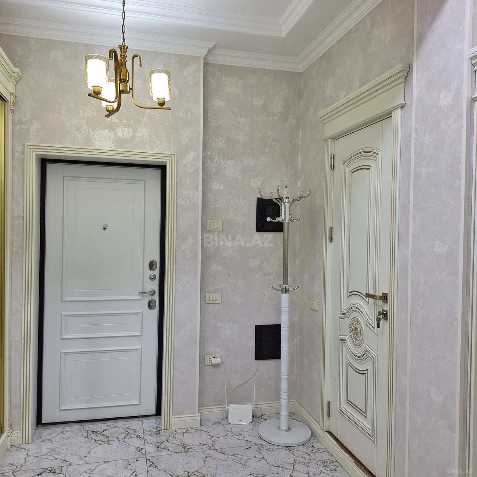 Kirayə verilir 3 otaqlı mənzil 93 m²