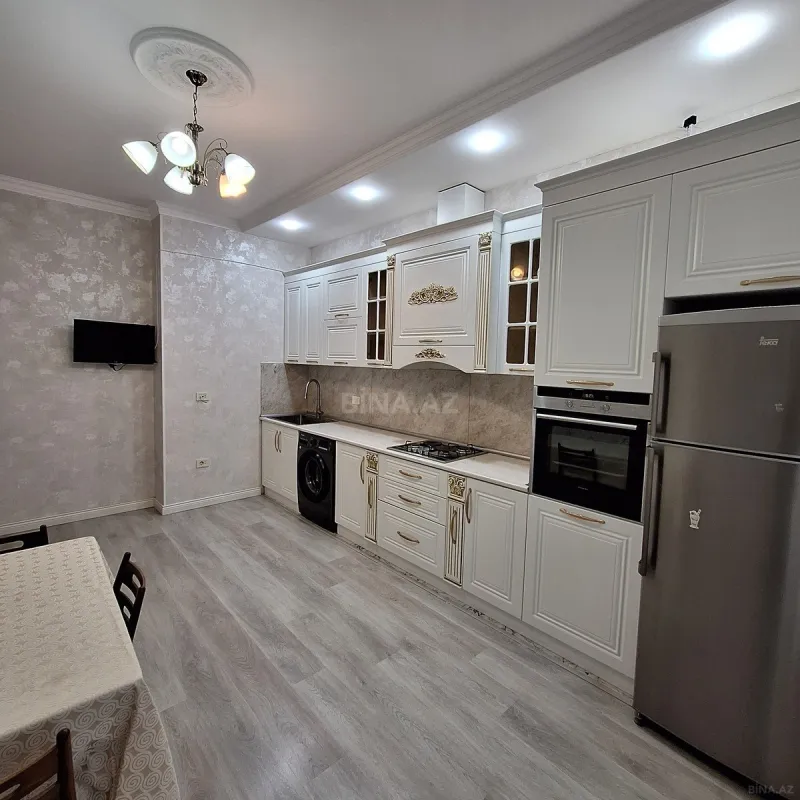 Kirayə verilir 3 otaqlı mənzil 93 m²