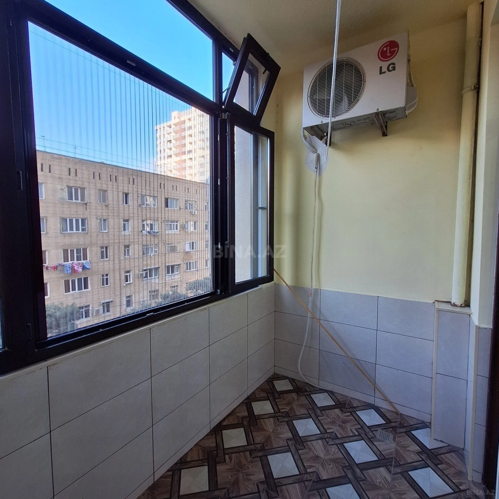 Kirayə verilir 3 otaqlı mənzil 93 m²