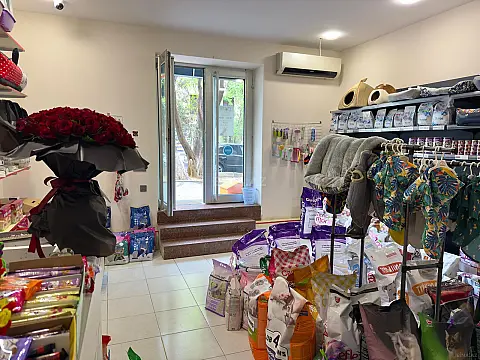 Satılır obyekt 90 m²